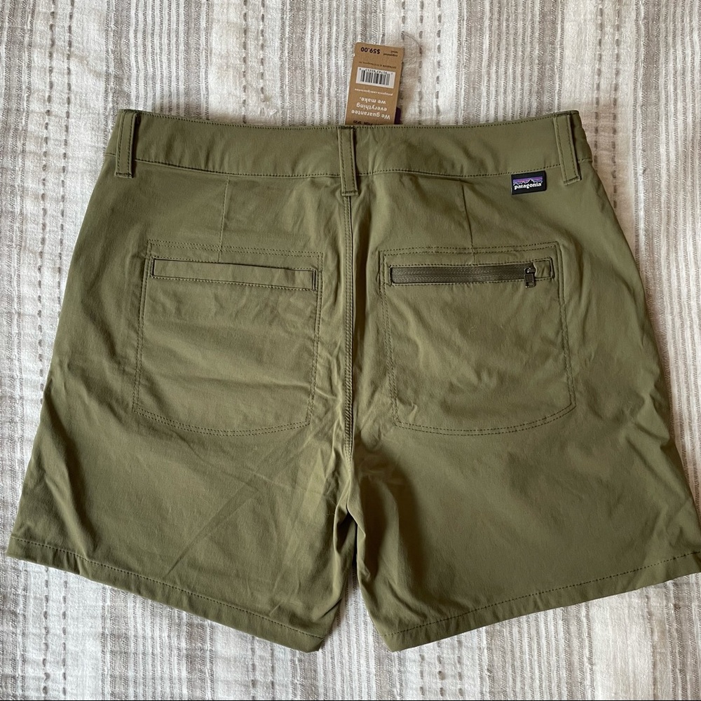 Patagonia Women’s Quandary Shorts- 5” Size 4 - Picture 3 of 7